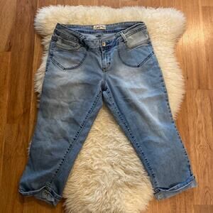 L.e.i. Ashley Low Rise Cropped Jeans EUC Sz Junior 13 Stretchy Relaxed